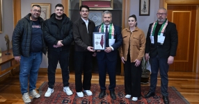  Filistin Yardımlaşma Derneği’nden Rektör Adıgüzel’e ziyaret