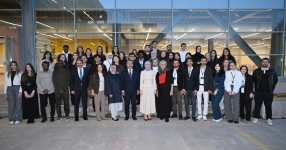  Bakan Yardımcısı Gürsoy ve Rektör Adıgüzel öğrencilerle iftar sofrasında buluştu