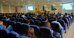  Eczacılık Günü etkinliğinde ilaç sektörüne akademik bakış