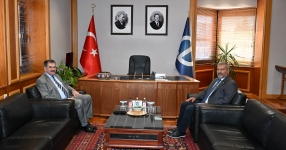  Kaymakam Ömer Ulu’dan Anadolu Üniversitesine veda ziyareti