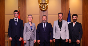  Acıbadem Eskişehir Hastanesi ve ESÇAD’dan Rektör Adıgüzel’e teşekkür ziyareti