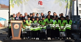  Rektör Adıgüzel, Mihalgazi’de Tarımda Sıfır Atık Projesi programına katıldı