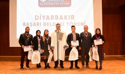 Diyarbakır Açıköğretim Sistemi Başarı Belgesi Töreni
