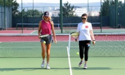 Tenis Kortları 